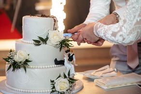 Herzliche-Hochzeitsmomente-torte